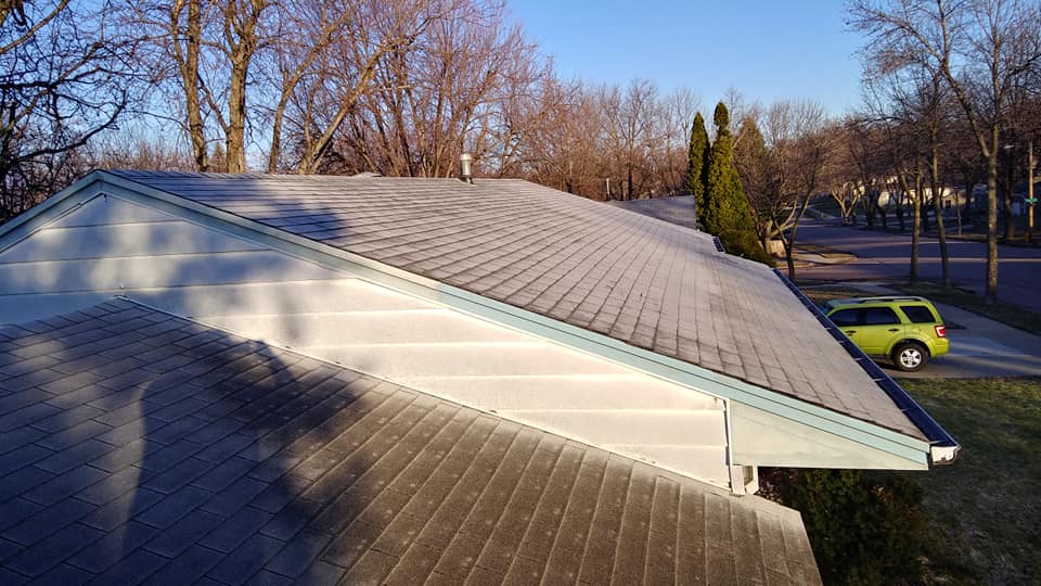 Roof Tile Replacement Sioux Falls SD