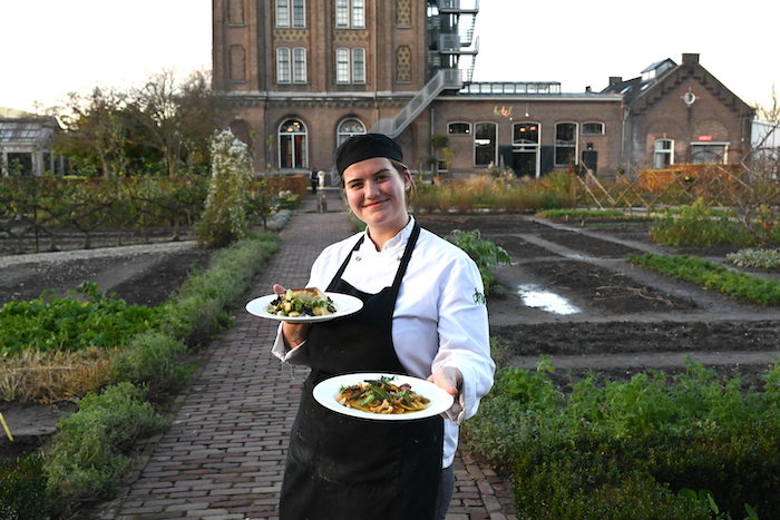 Leidinggevend kok Anouk Weeda.