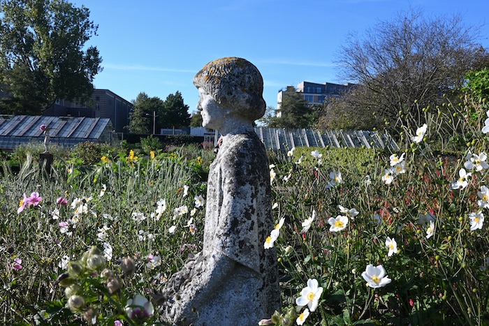 ... en de bloementuin