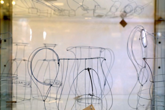 Icons in Wire: de schenkkannen van Evert 