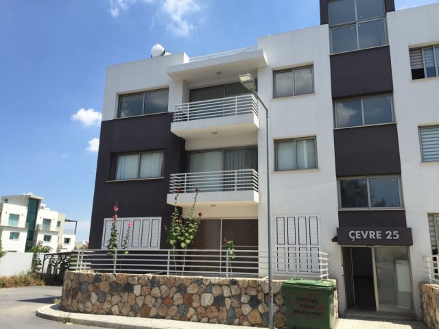 3+1 large flat in the center of Nicosia , lefkoşa furnished