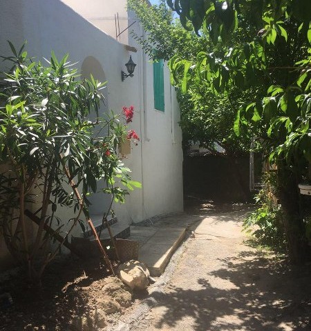 Detached House To Rent in Bellapais, Kyrenia