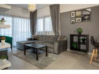 Fully Furnished Luxury 2+2 Apartment in Caesar Blue!