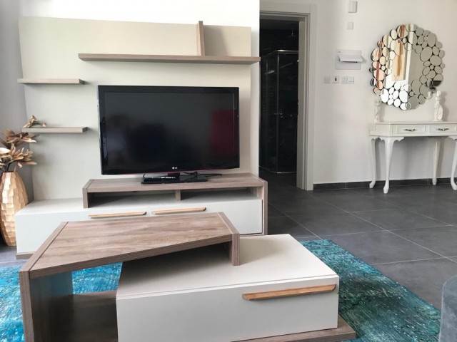 1+1 flat for rent in Kyrenia city center (Carrington 22)