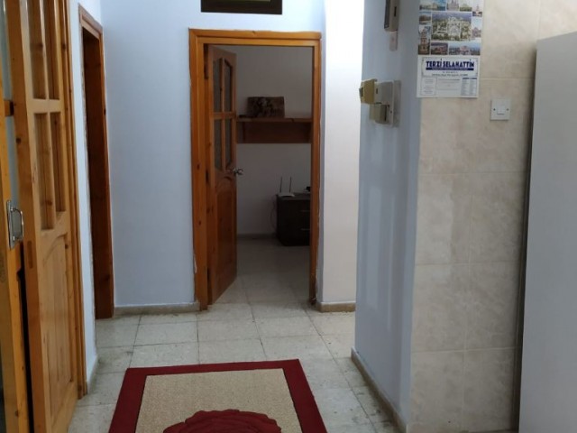 Girne Merkezde 2+1 Satılık Daire