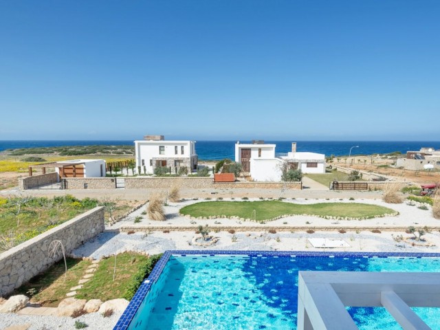 2022 PROJECT DELIVERY ! MODERN 4+1 VILLA WITH PRIVATE BAY IN ESENTEPE ** 