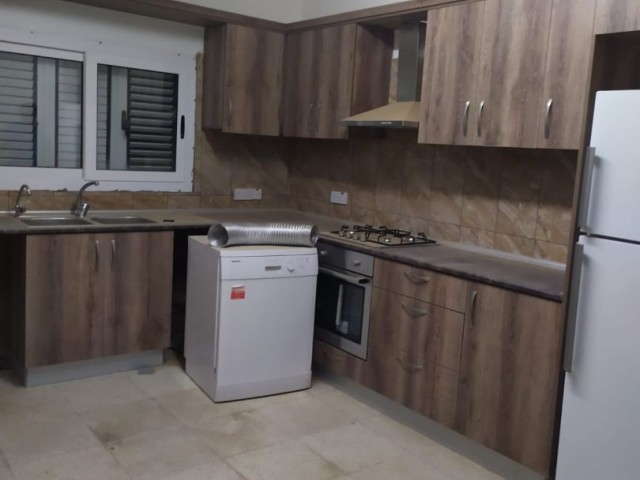 3 + 1 WOHNUNG ZUR MIETE IN KYRENIA CHATALKÖY ** 