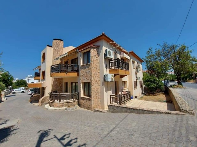 Circle 3 + 1 for sale in Girne Doğanköy