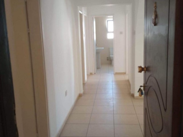 Flat To Rent in Girne Merkez, Kyrenia