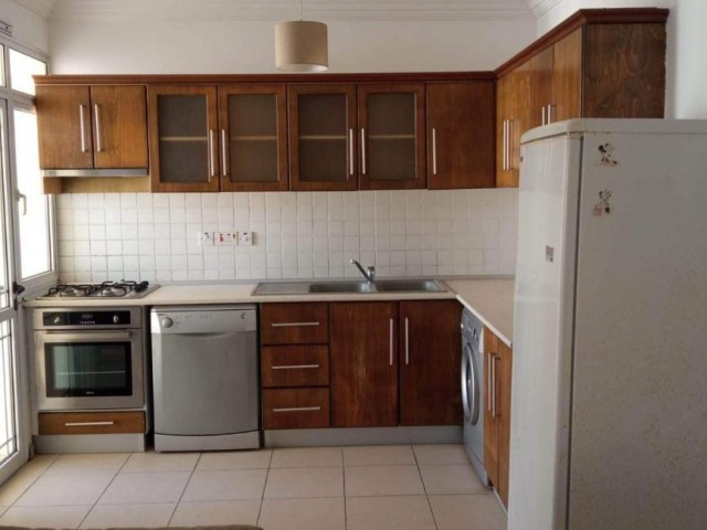 Flat To Rent in Girne Merkez, Kyrenia