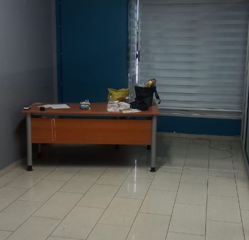 UNFURNISHED OFFICES FOR RENT IN CENTRAL LOCATION IN KYRENIA KARAOĞLANOĞLUN ** 