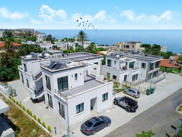 1+1 PENTHOUSE FOR SALE IN KYRENIA KARAOĞLANOĞLU WALKING DISTANCE TO THE SEA