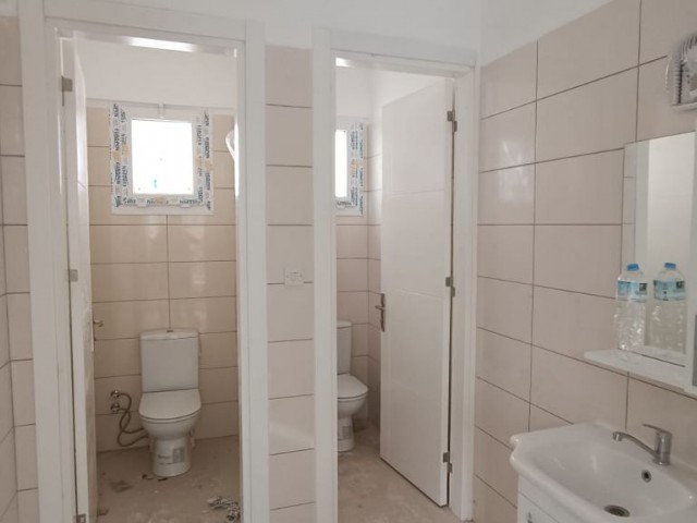 150 M2 zu vermieten in Kyrenia ** 