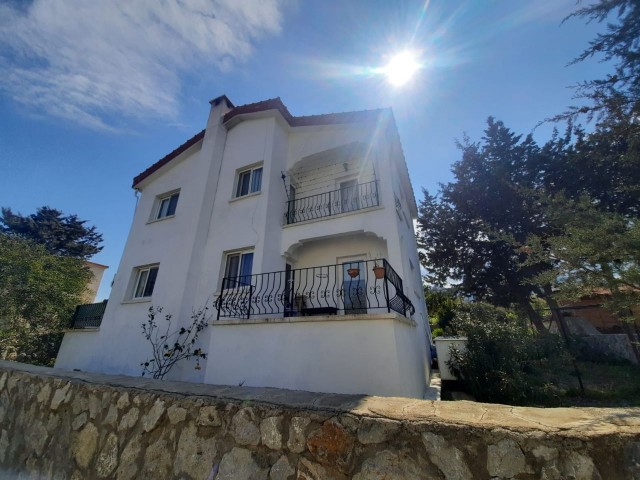 3+1 VILLA ZU VERMIETEN IN KYRENIA ESENTEPE ** 