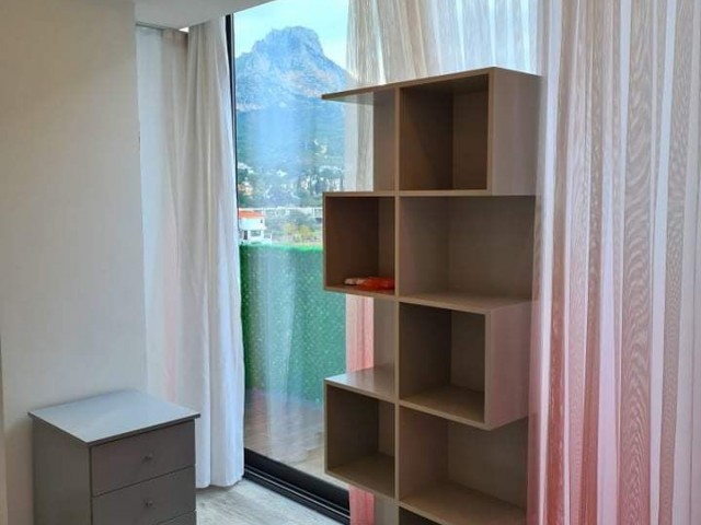 Super Luxus 3-Zimmer-Wohnung Zur Täglichen Miete Im Zentrum Von Kyrenia. ** 