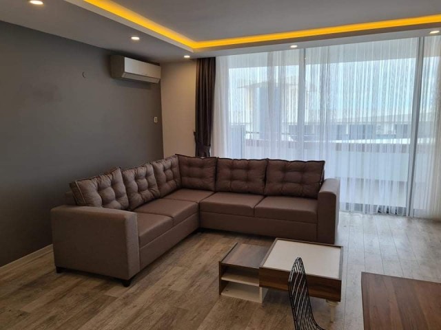 Super Luxus 3-Zimmer-Wohnung Zur Täglichen Miete Im Zentrum Von Kyrenia. ** 