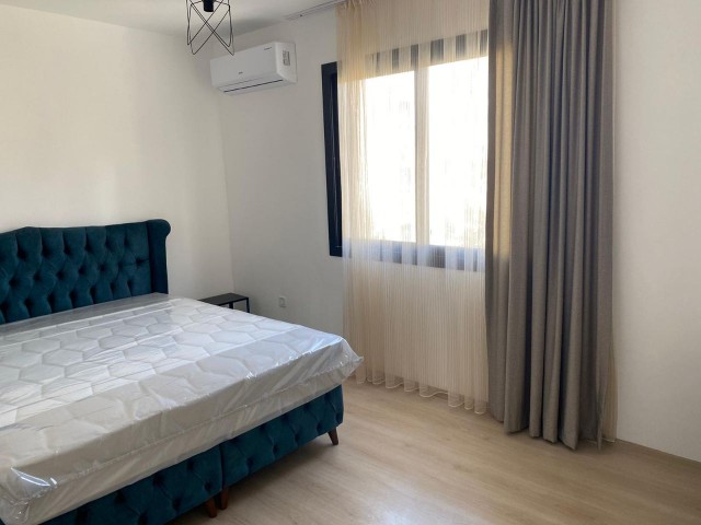 Luxus 3 + 1 Wohnung Zu vermieten im Zentrum von Kyrenia ** 