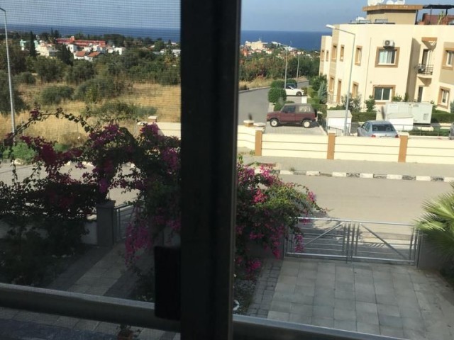 Kyrenia Yesiltepe Luxury 4+1 Villa for Rent ** 