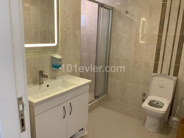 Luxury 3+1 Apartment in girne center for rent 