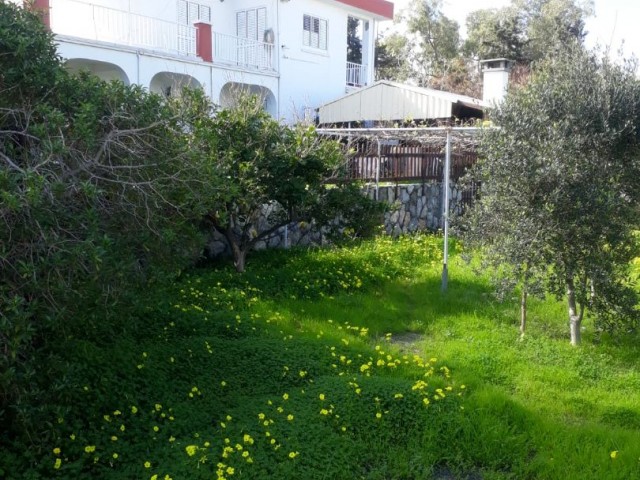 4 + 1 Villas for Sale in Kyrenia Karaoglanoglu ** 