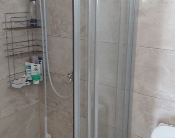 Girne Lapta'da 2+1 ve 1+1 Güzel Bahçeli Kiralık müstakil ev 