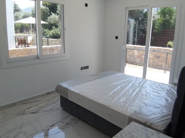 Luxus 1+1 Wohnung Zu Vermieten In Kyrenia Karaoglanoglu ** 