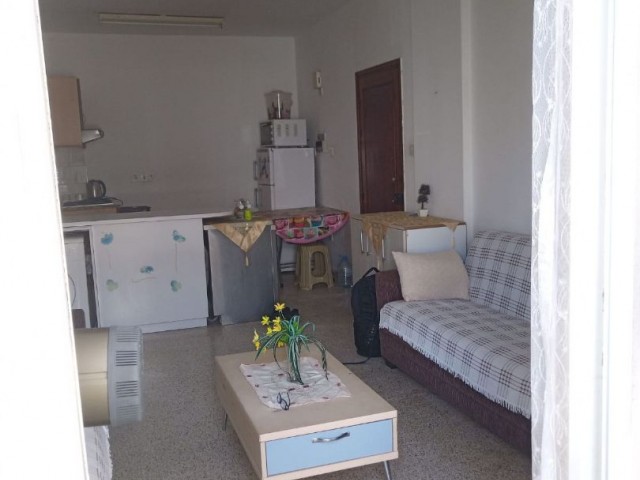 MAĞUSA MERKEZ'DE SATILIK 2+1 SATILIK DAİRE