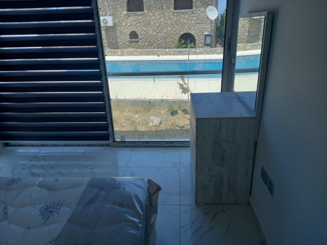 1+1 MÖBLIERTE WOHNUNG IN KYRENIA LAPTA ** 