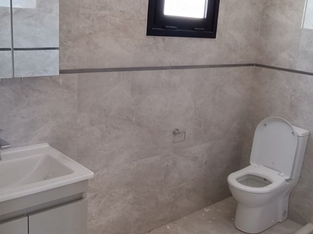 KIBRIS GİRNE'DE  2+1 ÖZEL TERASLI PENTHAUSE  2 KATLI