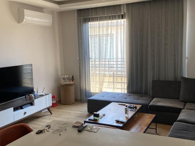 2 + 1 WOHNUNG ZUM VERKAUF IN KYRENIA ** 