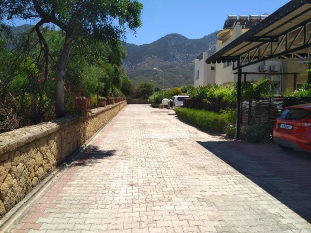 KYRENIA LAPTA IS ALSO LUX 3+1 2.BATH RENTAL APARTMENT VILLA ** 