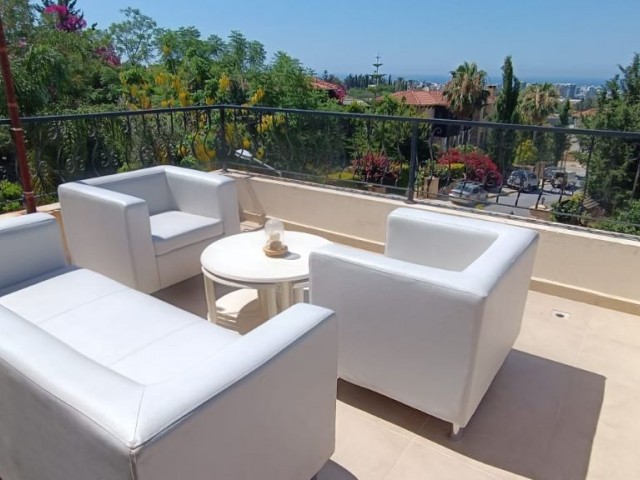 Zypern Kyrenia Bellapais 4+1 Pavillon Zur Miete Mit Geschlossener Garage Mit Privatem Pool ** 