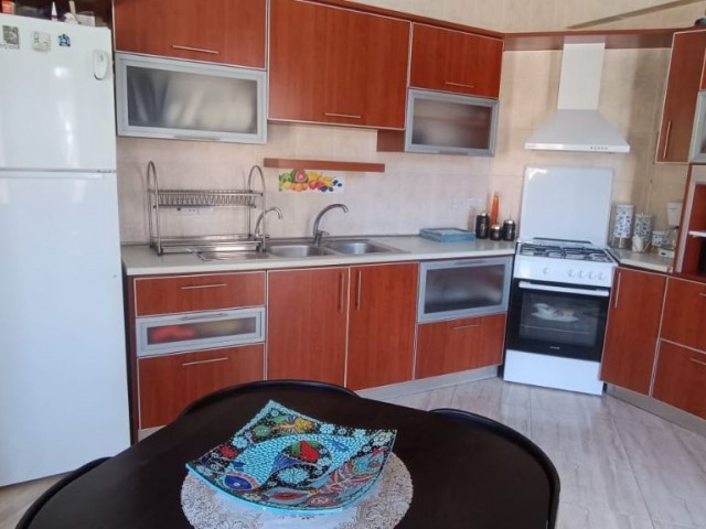 Zypern Kyrenia Bellapais 4+1 Pavillon Zur Miete Mit Geschlossener Garage Mit Privatem Pool ** 