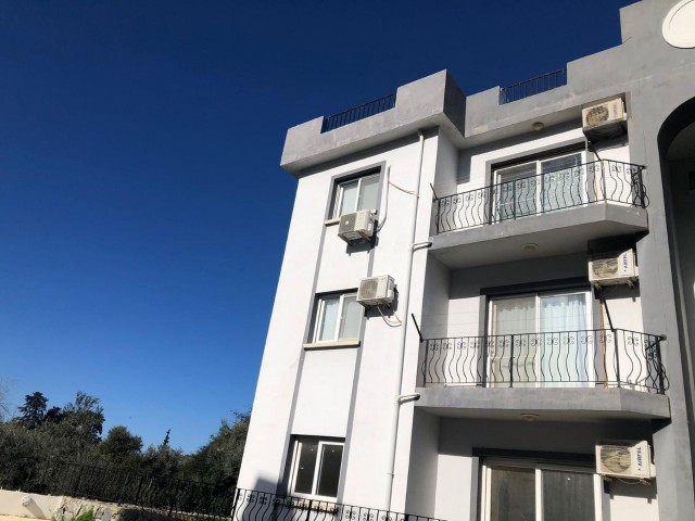 WOHNUNG ZUM VERKAUF IN KYRENIA ALSANCAK 2+1 PRIVATE TERRASSE MIT POOL ** 