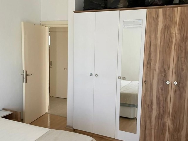 VOLL MÖBLIERTE 3 + 1 WOHNUNG ZU VERKAUFEN IN ZYPERN KYRENIA DIKMEN ** 