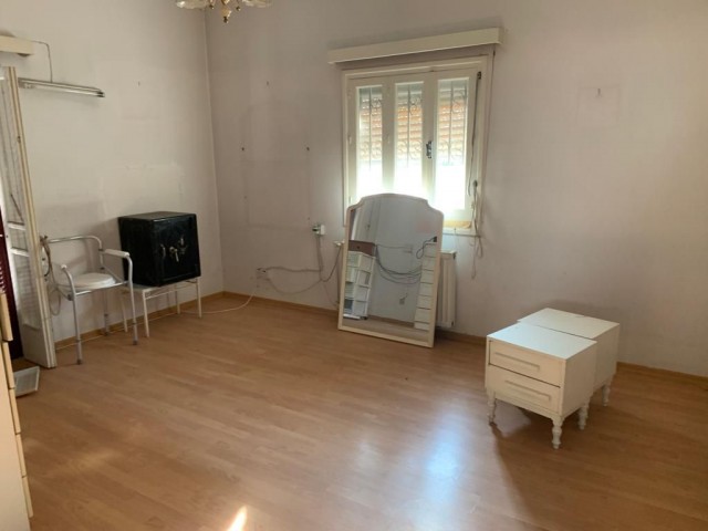 3 + 1 APARTMENT FOR RENT NEAR KYRENIA CENTRAL BARBAROS MARKET ** 