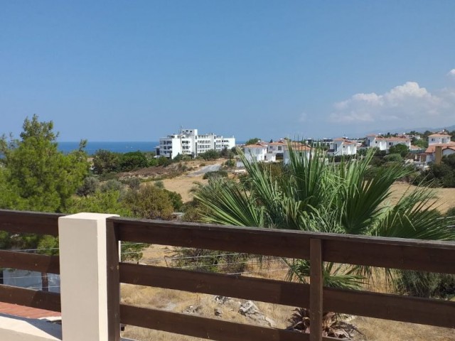 3 + 1 VILLA FOR SALE IN KYRENIA CATALKOY (670 M2) LAND ** 