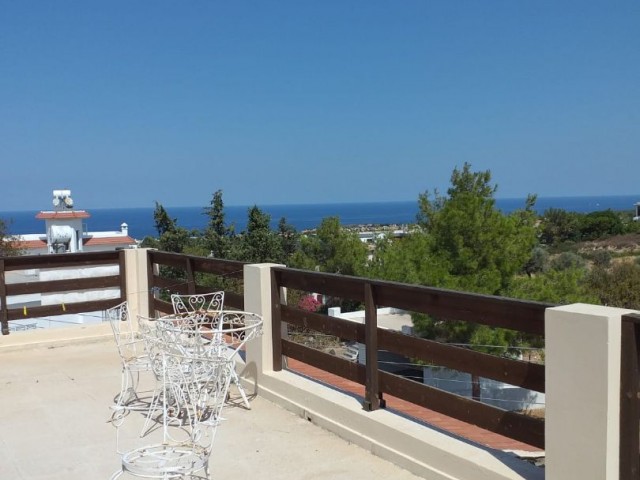 3 + 1 VILLA FOR SALE IN KYRENIA CATALKOY (670 M2) LAND ** 