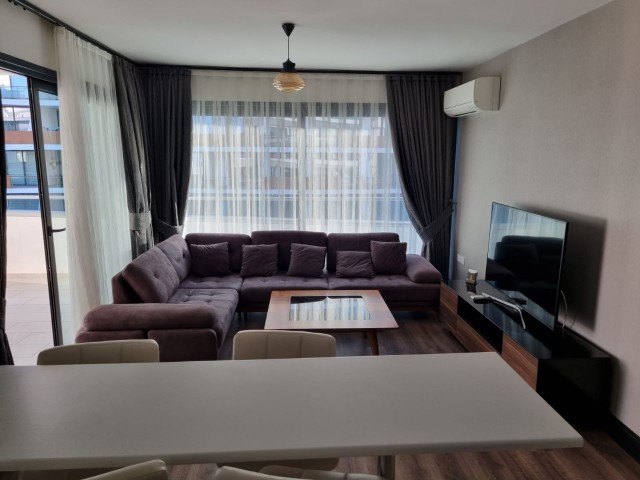 GİRNE MERKEZ'DE LUX 2+1 BÜYÜK BALKON KİRALIK DAİRE