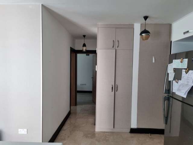 GİRNE MERKEZ'DE LUX 2+1 BÜYÜK BALKON KİRALIK DAİRE