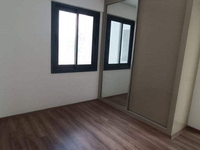 GİRNE MERKEZDE 2+1 TÜRK KOÇANLI SIFIR RESİDENCE DAİRE