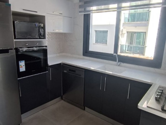 GİRNE ALSANCAK'TA ORTAK HAVUZLU SİTE İÇERİSİNDE 2+1 SATILIK DAİRE