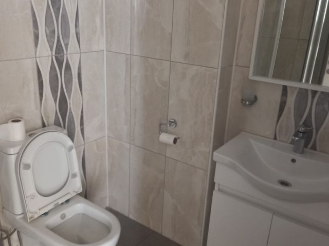 KYRENIA CENTRAL LUX 2 + 1 PENTHOUSE APARTMENT FOR RENT ** 