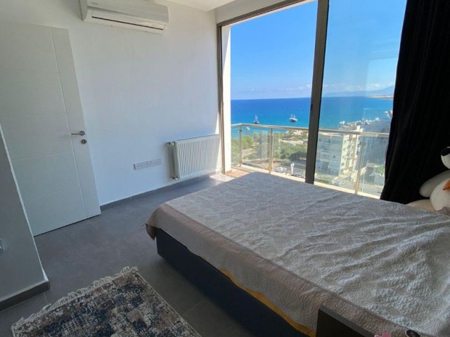 2 + 1 LU LLOGARA PENTHOUSE APARTMENT MIT VOLLEM MEERBLICK IN KYRENIA YENI IMAN ** 