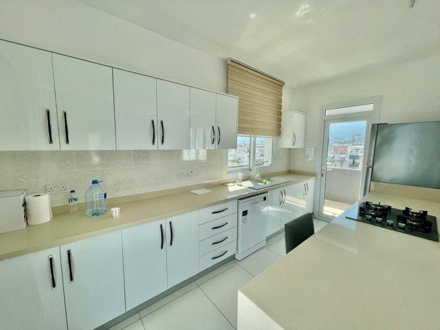 Flat For Sale in Girne Merkez, Kyrenia