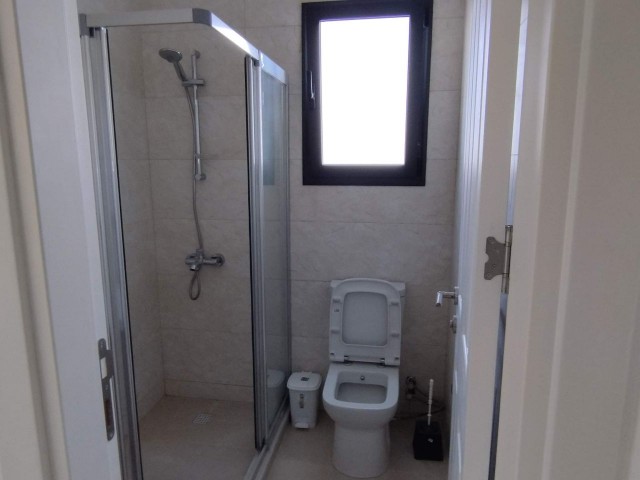 Flat To Rent in Alsancak, Kyrenia