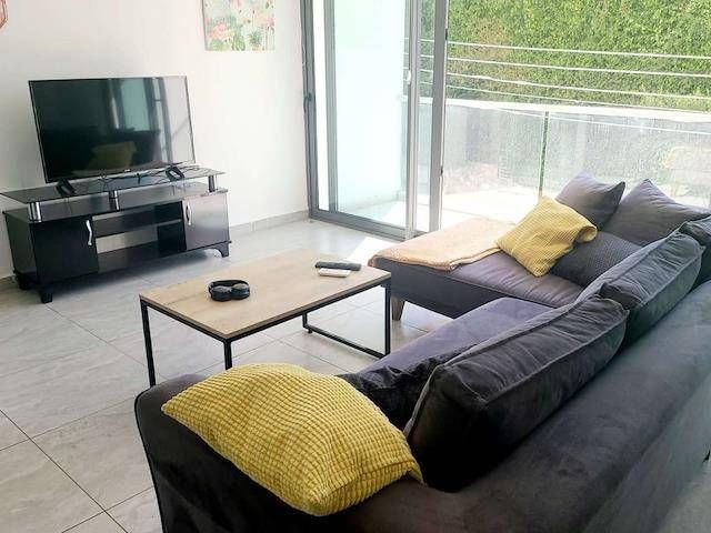 Flat To Rent in Girne Merkez, Kyrenia