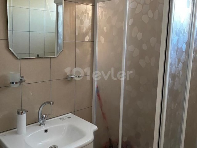 GİRNE MERKEZ LÜKS 2+1 EŞYALI SATILIK DAİRE (NUSMAR YAKININDA)