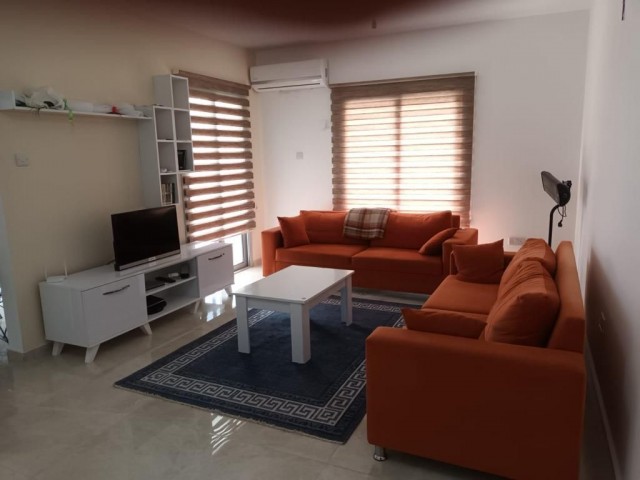 GİRNE MERKEZ'DE 2+1 LÜKS 100m2 FUL EŞYALI SATILIK DAİRE 