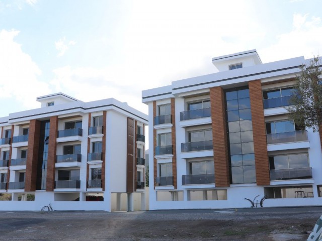 2+1 85m2 WOHNUNG IN ALSANCAK, KYRENIA